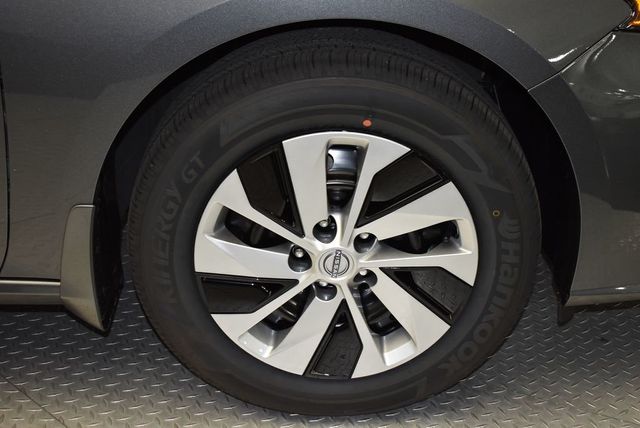 2025 Nissan Altima S FWD - 22936807 - 34