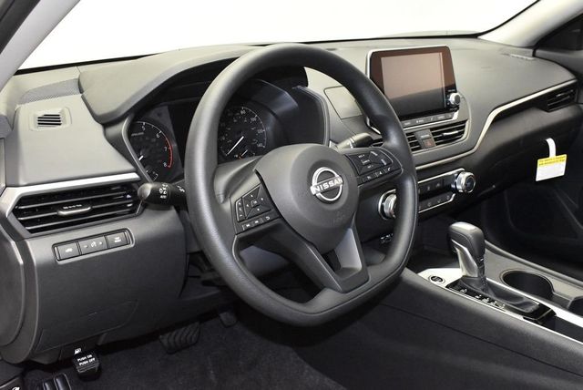 2025 Nissan Altima S FWD - 22936808 - 13