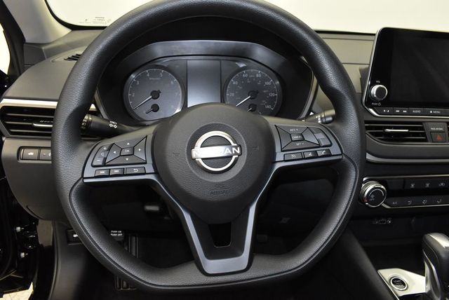 2025 Nissan Altima S FWD - 22936808 - 15