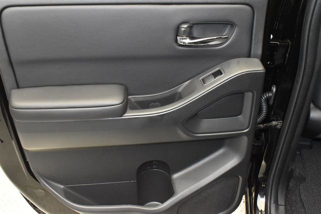 2025 Nissan Frontier Crew Cab 4x4 SV - 22936798 - 37