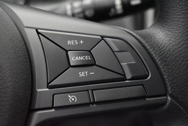 2025 Nissan Kicks Play S FWD - 22937961 - 17