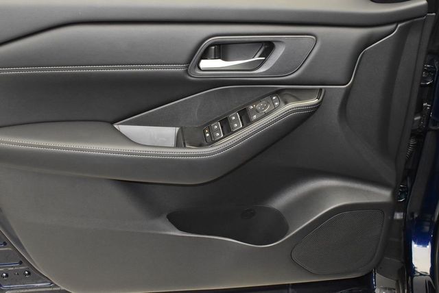 2025 Nissan Rogue AWD SL - 22936805 - 9