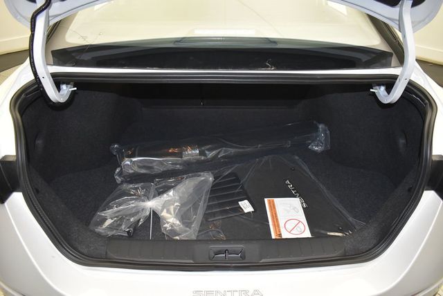 2025 Nissan Sentra SR CVT - 22936809 - 37