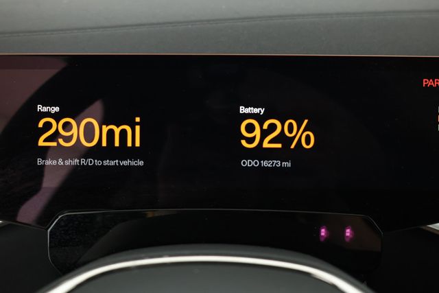 2025 Polestar 3 Long Range Dual Motor Launch Edition (315 mile range) - 22904120 - 12
