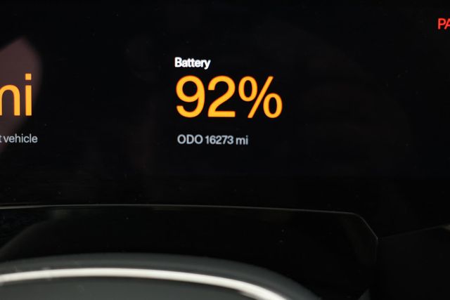 2025 Polestar 3 Long Range Dual Motor Launch Edition (315 mile range) - 22904120 - 13