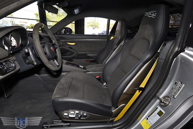 2025 Porsche 718 Cayman GT4 RS Coupe - 22896205 - 18