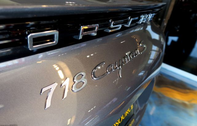 2025 Porsche 718 Cayman S Coupe - 22909188 - 44