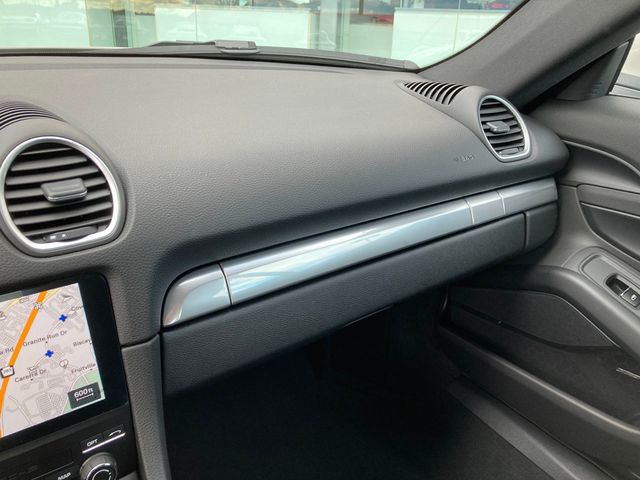 2025 Porsche 718 Cayman S Coupe - 22939975 - 17