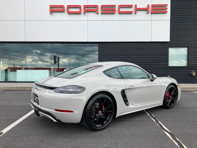 2025 Porsche 718 Cayman S Coupe - 22939975 - 36
