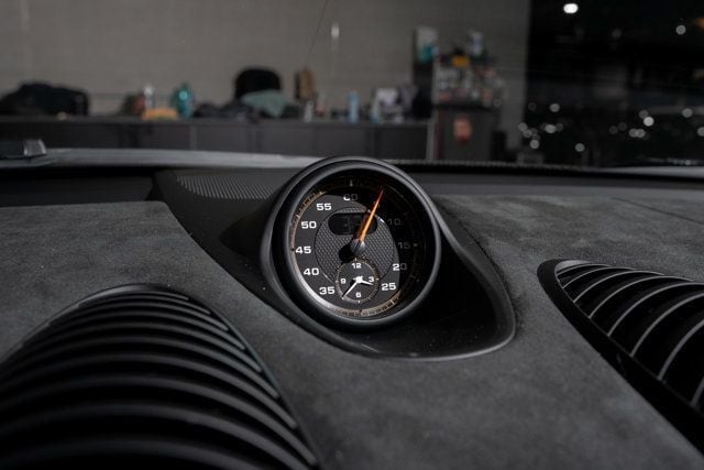 2025 Porsche 718 Spyder RS Roadster - 22937057 - 11