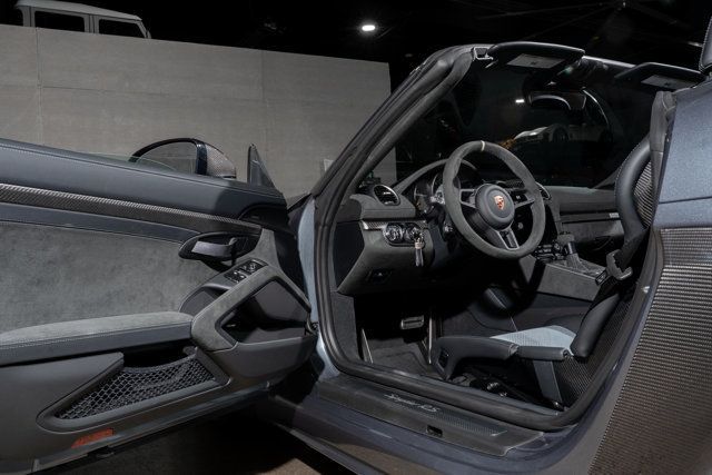 2025 Porsche 718 Spyder RS Roadster - 22937057 - 19