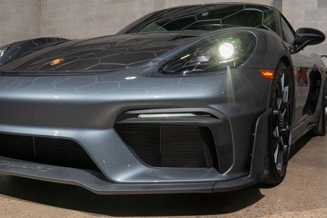 2025 Porsche 718 Spyder RS Roadster - 22937057 - 29