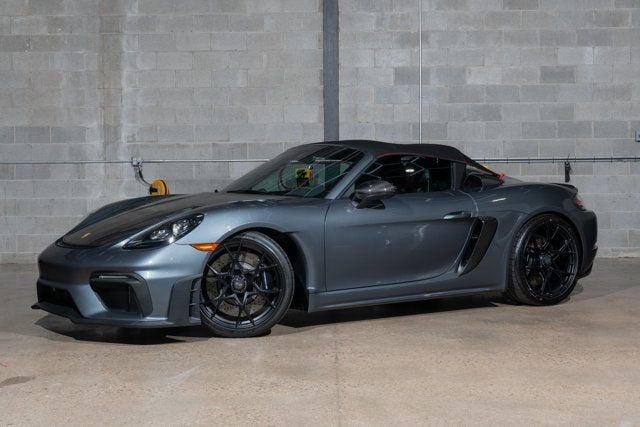 2025 Porsche 718 Spyder RS Roadster - 22937057 - 31