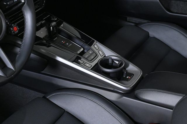 2025 Porsche 911  - 22937260 - 15