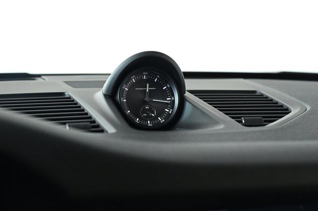 2025 Porsche 911  - 22937260 - 20