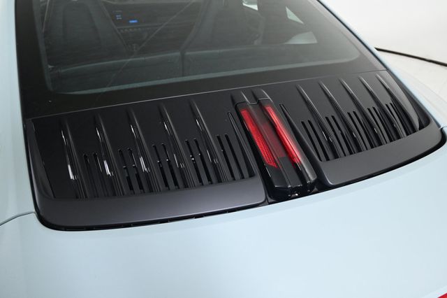 2025 Porsche 911 Carrera - 22877990 - 23