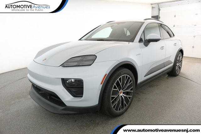2025 Porsche Macan Electric with Premium Package, 21'' Wheels & Passenger Display - 22918398 - 0