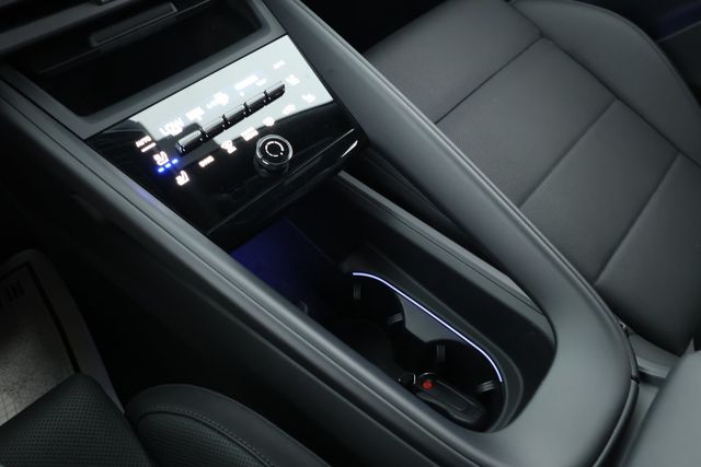 2025 Porsche Macan Electric with Premium Package, 21'' Wheels & Passenger Display - 22918398 - 14