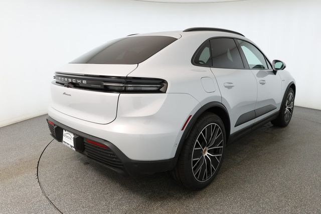 2025 Porsche Macan Electric with Premium Package, 21'' Wheels & Passenger Display - 22918398 - 3