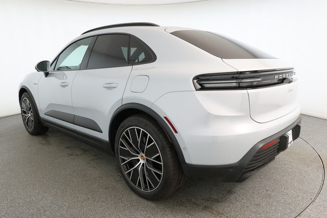 2025 Porsche Macan Electric with Premium Package, 21'' Wheels & Passenger Display - 22918398 - 5