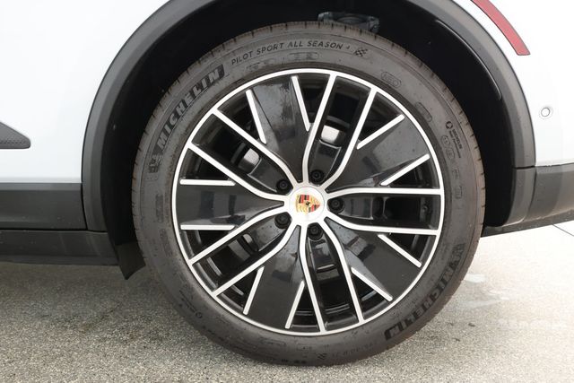 2025 Porsche Macan Electric with Premium Package, 21'' Wheels & Passenger Display - 22918398 - 6