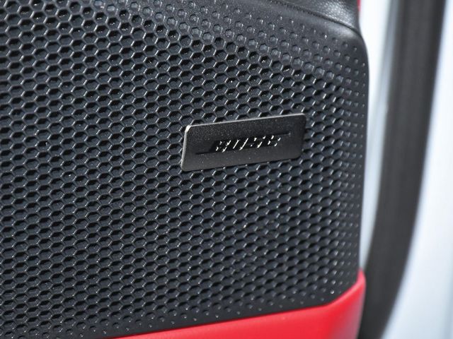 2025 Porsche Macan Electric Turbo - 22937763 - 11