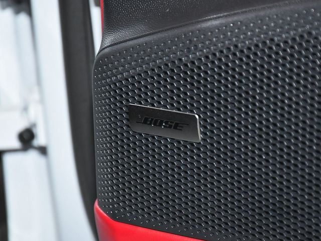 2025 Porsche Macan Electric Turbo - 22937763 - 18