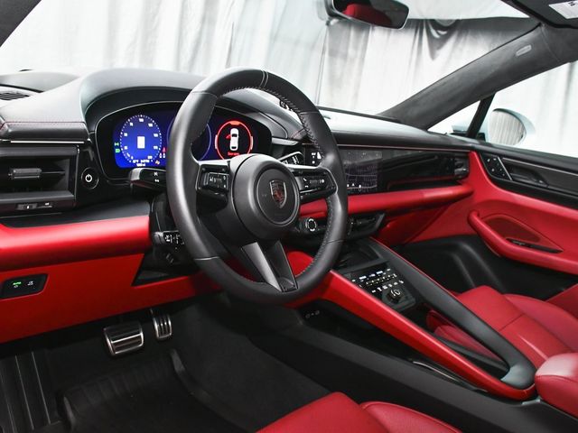 2025 Porsche Macan Electric Turbo - 22937763 - 20