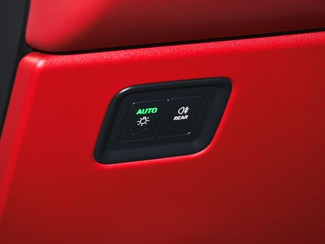 2025 Porsche Macan Electric Turbo - 22937763 - 22