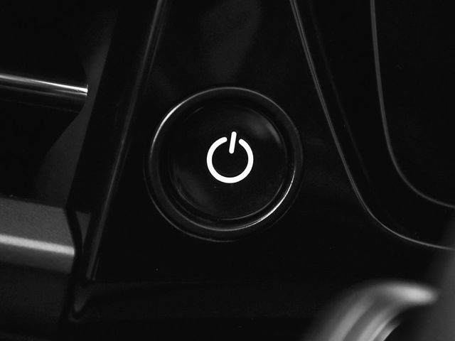 2025 Porsche Macan Electric Turbo - 22937763 - 32