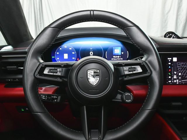 2025 Porsche Macan Electric Turbo - 22937763 - 33