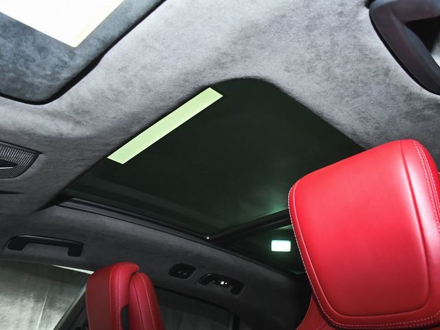 2025 Porsche Macan Electric Turbo - 22937763 - 47