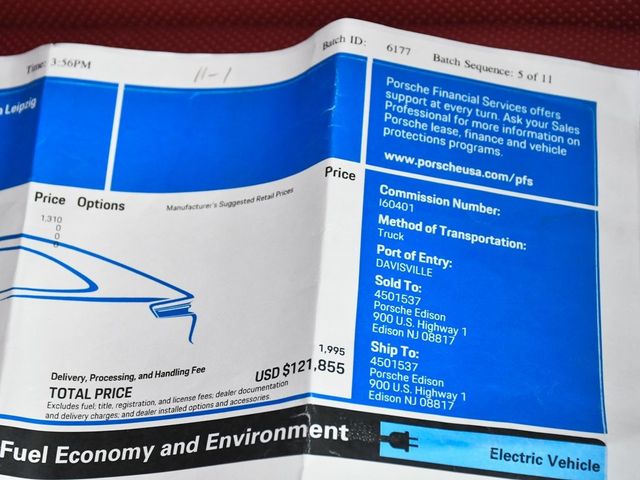 2025 Porsche Macan Electric Turbo - 22937763 - 63