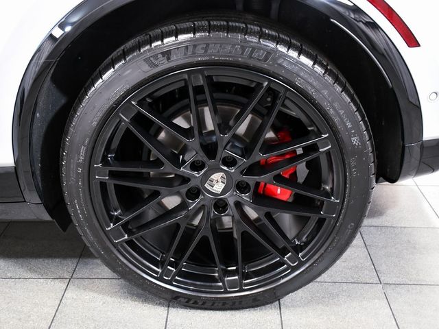 2025 Porsche Macan Electric Turbo - 22937763 - 7