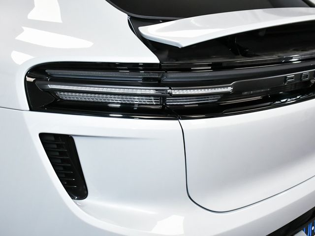 2025 Porsche Macan Electric Turbo - 22937763 - 84