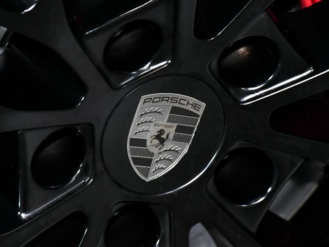 2025 Porsche Macan Electric Turbo - 22937763 - 92