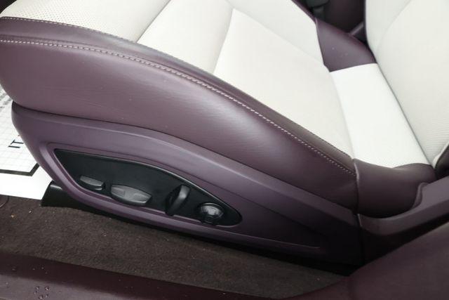 2025 Porsche Taycan 4S AWD with Premium Package, PBP, Two-Tone Leather & 21'' Wheels - 22930932 - 9