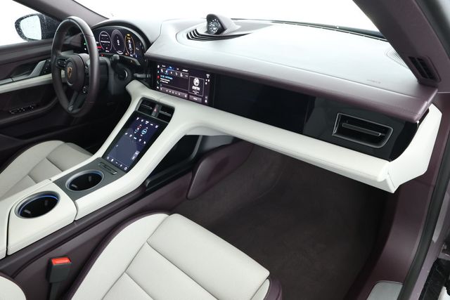 2025 Porsche Taycan 4S AWD with Premium Package, PBP, Two-Tone Leather & 21'' Wheels - 22930932 - 24