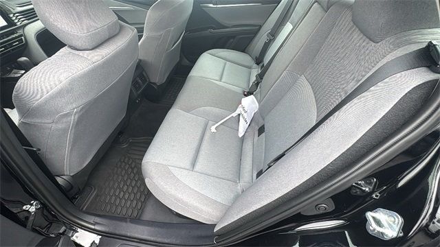 2025 Toyota Camry LE - 22895240 - 10