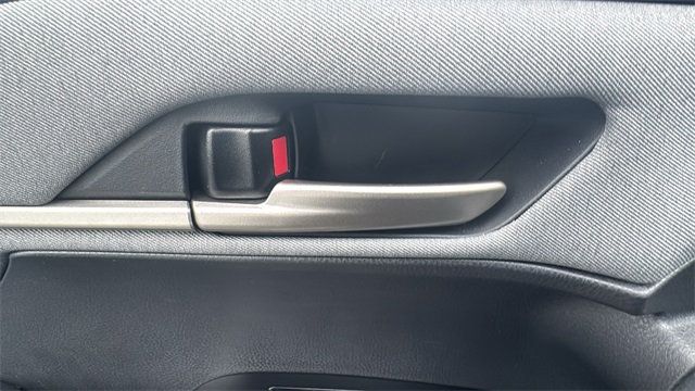 2025 Toyota Camry LE - 22895240 - 16