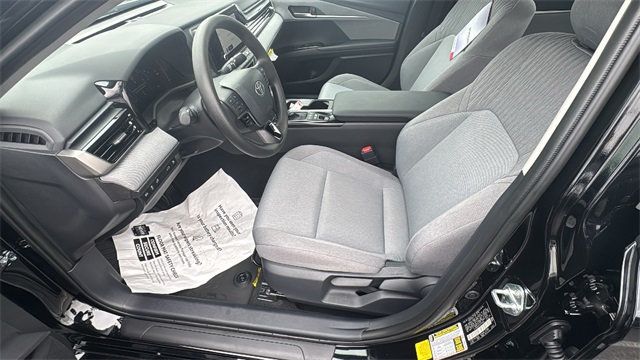 2025 Toyota Camry LE - 22895240 - 23