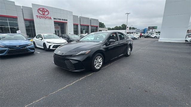 2025 Toyota Camry LE - 22895240 - 2