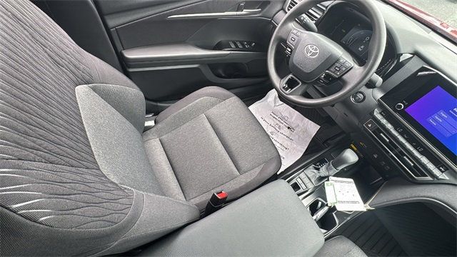 2025 Toyota Camry LE - 22925114 - 13