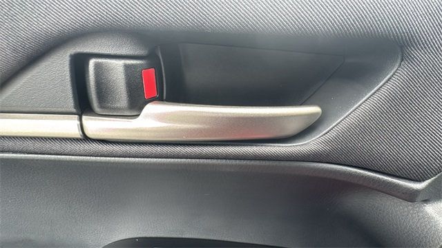 2025 Toyota Camry LE - 22925114 - 16