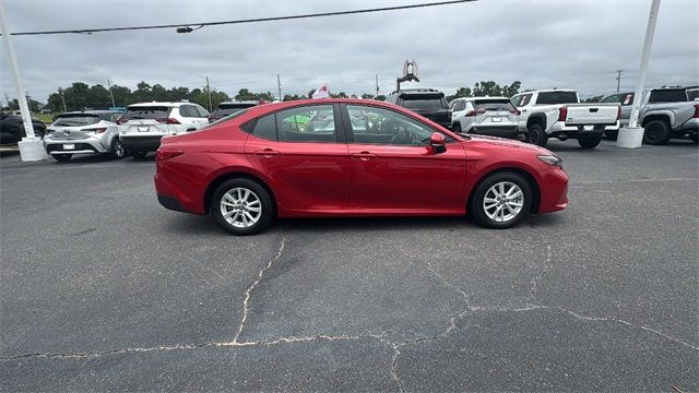 2025 Toyota Camry LE - 22925114 - 7