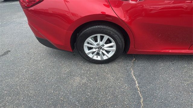 2025 Toyota Camry LE - 22925114 - 8