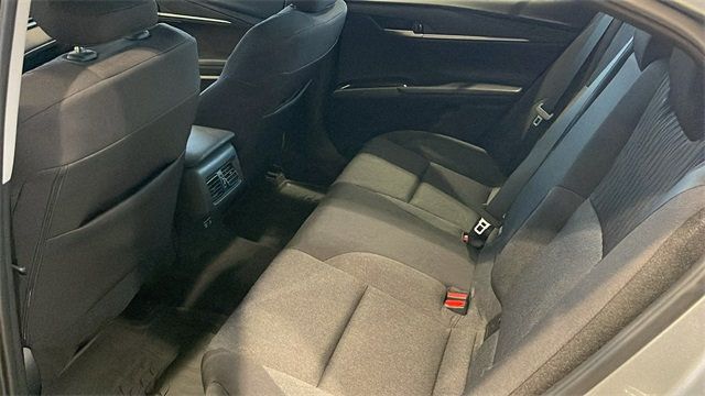 2025 Toyota Camry LE - 22925116 - 10