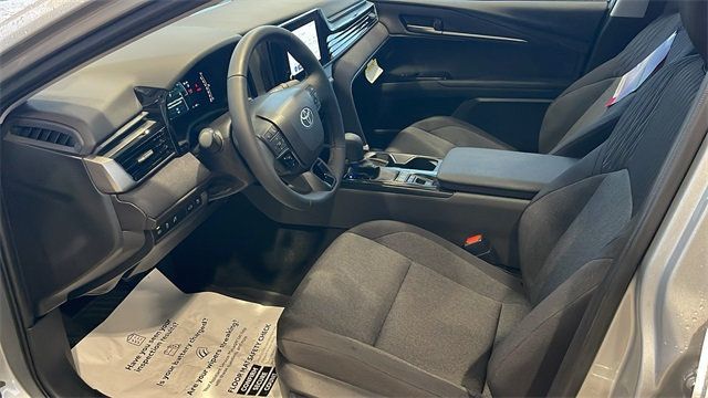 2025 Toyota Camry LE - 22925116 - 24