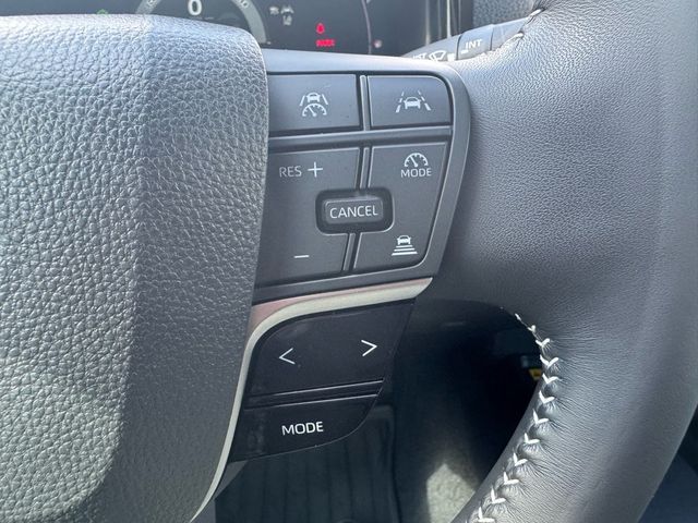 2025 Toyota Camry SE - 22934533 - 13