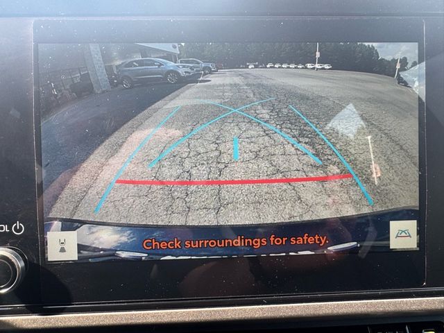 2025 Toyota Camry SE - 22934533 - 19